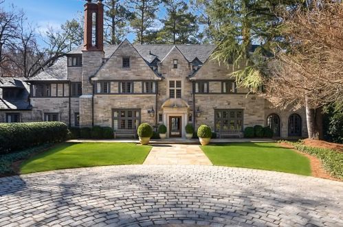 3015 Andrews Dr, Atlanta GA  30305-2001 exterior