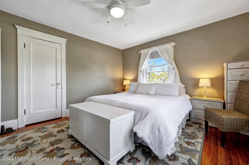 197 Hudson Ave, Tinton Falls NJ 07701-2140 exterior