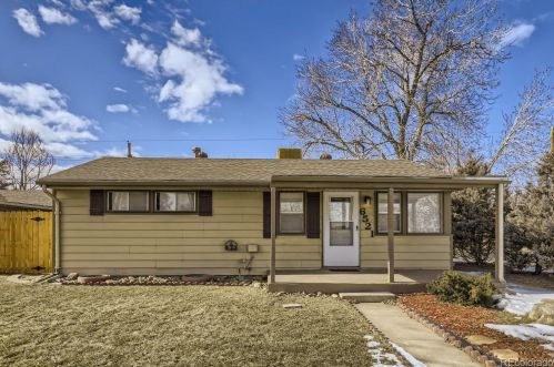 6521 Poplar St, Denver, CO 80022-2936