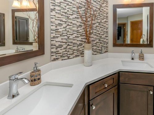 8405 135th St, Saint Paul MN  55124-9538 exterior