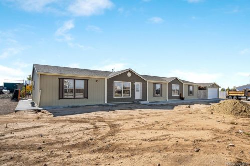 16290 Casler Ave, Wattenburg, CO 80621-4400