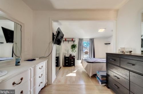 4946 Beech St, Shady Side MD 20764-9666 exterior