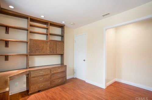 1551 Beacon Ave, Anaheim CA  92802-1313 exterior