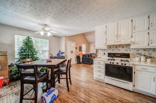 126 Ashland Dr, Stockbridge GA  30281-1769 exterior