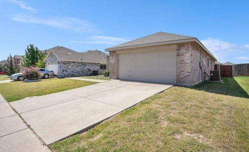 2120 Bliss Rd, Fort Worth TX  76177-7334 exterior