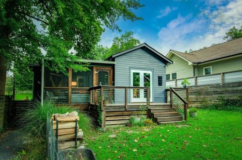 1837 Hosea L Williams Dr, Atlanta GA  30317-2211 exterior