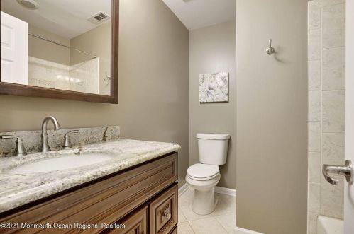 46 Walnut Ave, Tinton Falls NJ 07701-6146 exterior