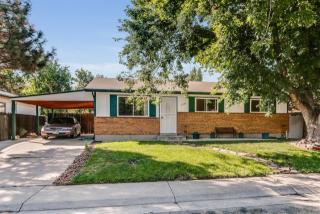 5364 Blackhawk Way, Denver CO  80239-3744 exterior
