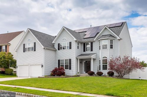 76 Fredrick Blvd, Auburn, NJ 08085-4246