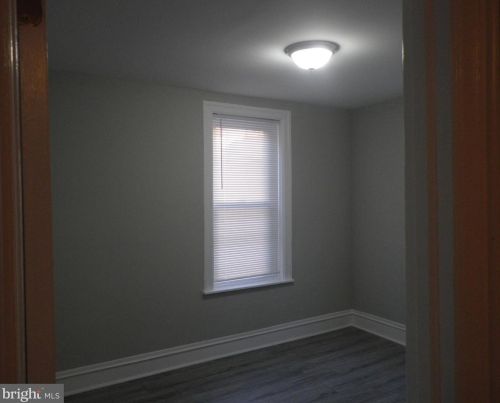 1605 Mount Ephraim Ave, Camden NJ  08104-1634 exterior