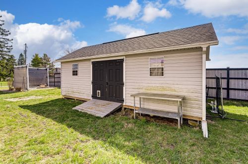 4455 Derr Rd, Springfield OH  45503-1444 exterior