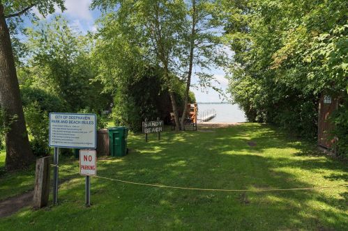 20735 Linwood Rd, Orono MN  55331-9387 exterior