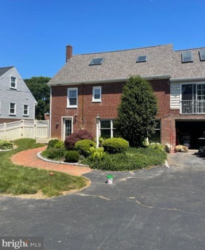 548 Abbeyville Rd, Lancaster, PA 17603-6350