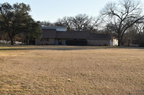 9428 Kirk Ln, Fort Worth, TX 76182-7517