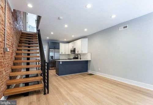 2232 Manton St, Philadelphia, PA 19146-4221