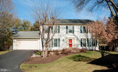 3305 Wrenn House Ct, Herndon, VA 20171-3955