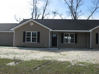 5701 Meadow Wood Dr, Blackshear, GA 31516-4490
