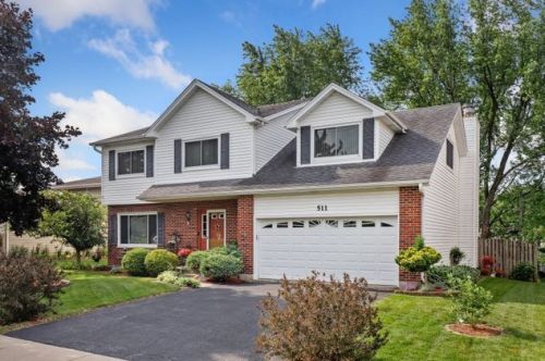 511 Polo Club Dr, Glendale Heights, IL 60139-2588