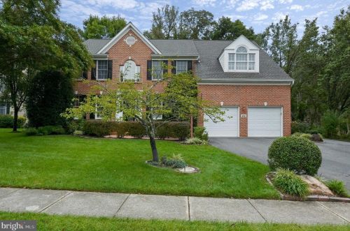 614 Hidden Pond Ln, Severna Park, MD 21146-2610