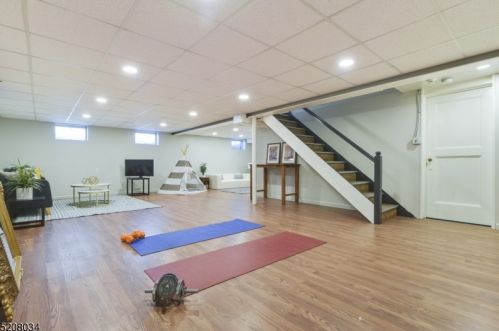 8 Suffolk Ave, Maplewood NJ  07040-1712 exterior