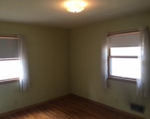 1062 Beatrice St, Saint Paul MN  55121-1401 exterior