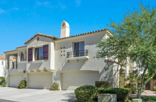 1422 Guzman Ln, Palm Springs, CA 92262-0334