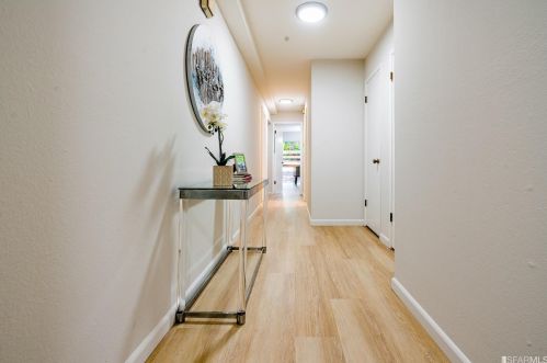 430 Girard St, San Francisco CA 94134-2110 exterior