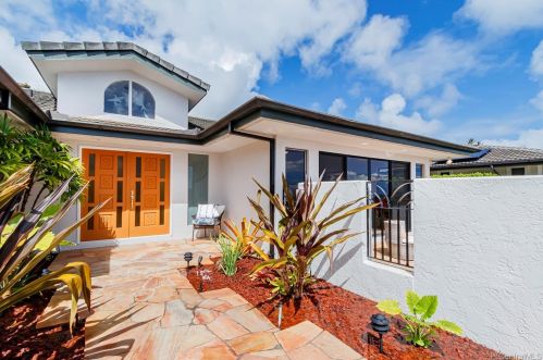 650 Kaulana Pl, Honolulu HI  96821-2533 exterior