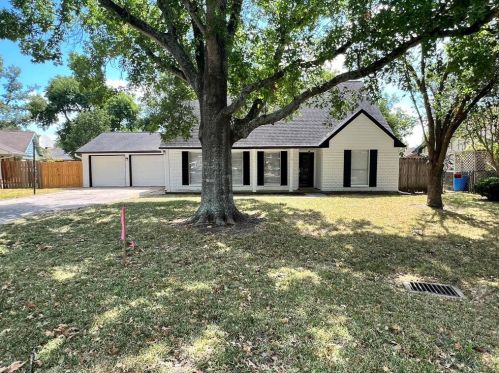 3111 Layne Ct, Morgans Point, TX 77571-7055