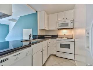 129 Tangelo, Irvine CA  92618-4468 exterior