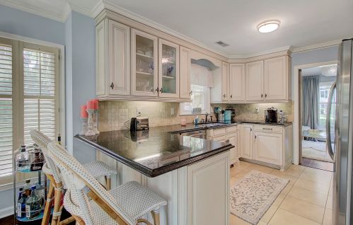963 Governors Ct, Mount Pleasant SC  29464-9257 exterior