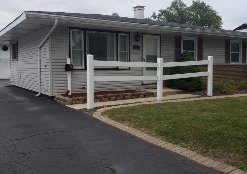 122 Laura Ln, Thornton, IL 60476-1034
