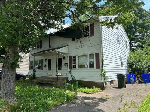 37 Graham Rd, Hartford, CT 06118-2129