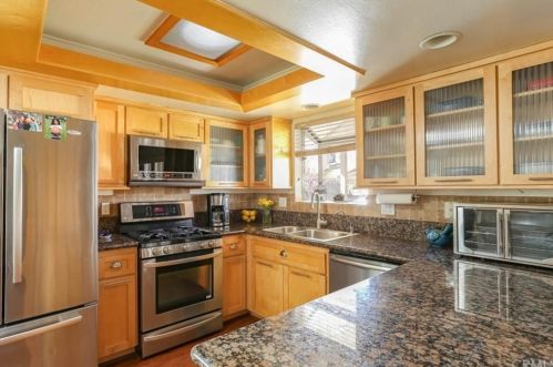 3346 Oak Knoll Dr, Lake Nacimiento, CA 93446-4538