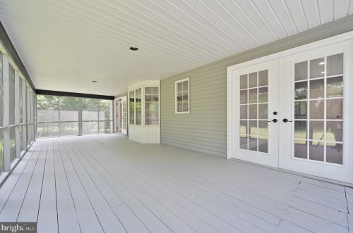 255 Hopkins Rd, Haddonfield NJ 08033-3062 exterior