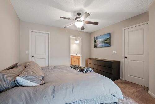2141 Cedar Grv Trl, Saint Paul MN  55122-1543 exterior