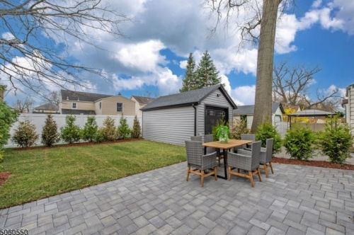 37 Ferncliff Rd, Bloomfield NJ  07003-5413 exterior