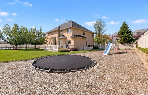 638 75, Lindon UT 84042-1336 exterior