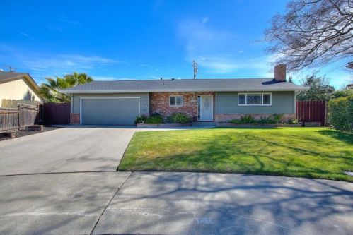 1004 Princess Ct, Modesto, CA 95350-0930