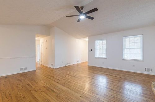 127 Farmbrook Trl, Stockbridge GA  30281-1187 exterior