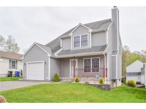 36 Adam Dr, Hartford, CT 06111-5142