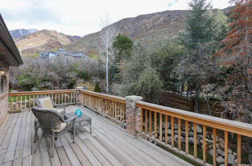 11925 Brookglen Dr, Sandy UT 84092-7149 exterior