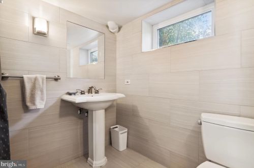 1310 Noyes Dr, Silver Spring MD 20910-2224 exterior