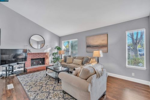 4257 Armand Dr, Concord, CA 94521-1943