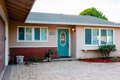 1359 Monte Verde Ave, Upland, CA 91786-2828