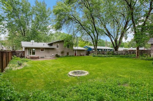 2160 County Rd F, Saint Paul MN  55110-3802 exterior