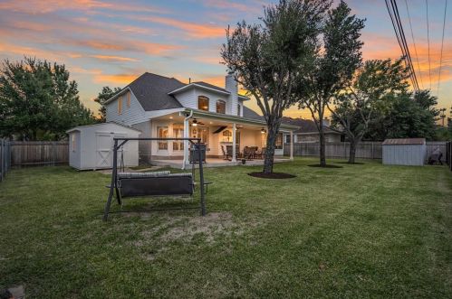 15920 Braesgate Dr, Austin TX  78717-4817 exterior