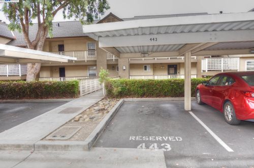 665 Dartmore Ln, Hayward, CA 94544-6770