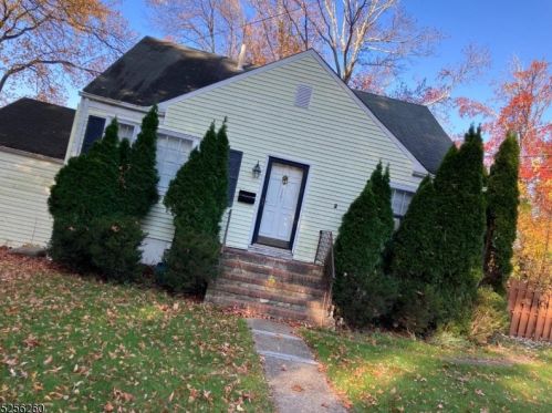 1201 Franklin Pkwy, Tinton Falls NJ  07712-4519 exterior