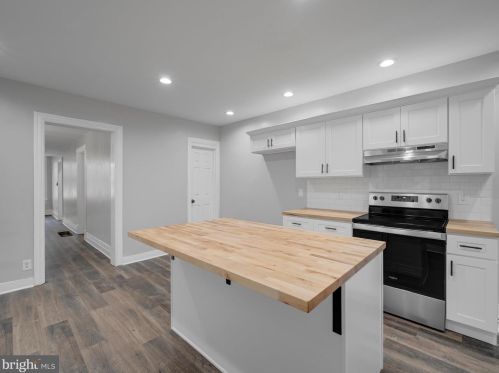 1105 Lehman St, Lebanon PA 17046-3875 exterior